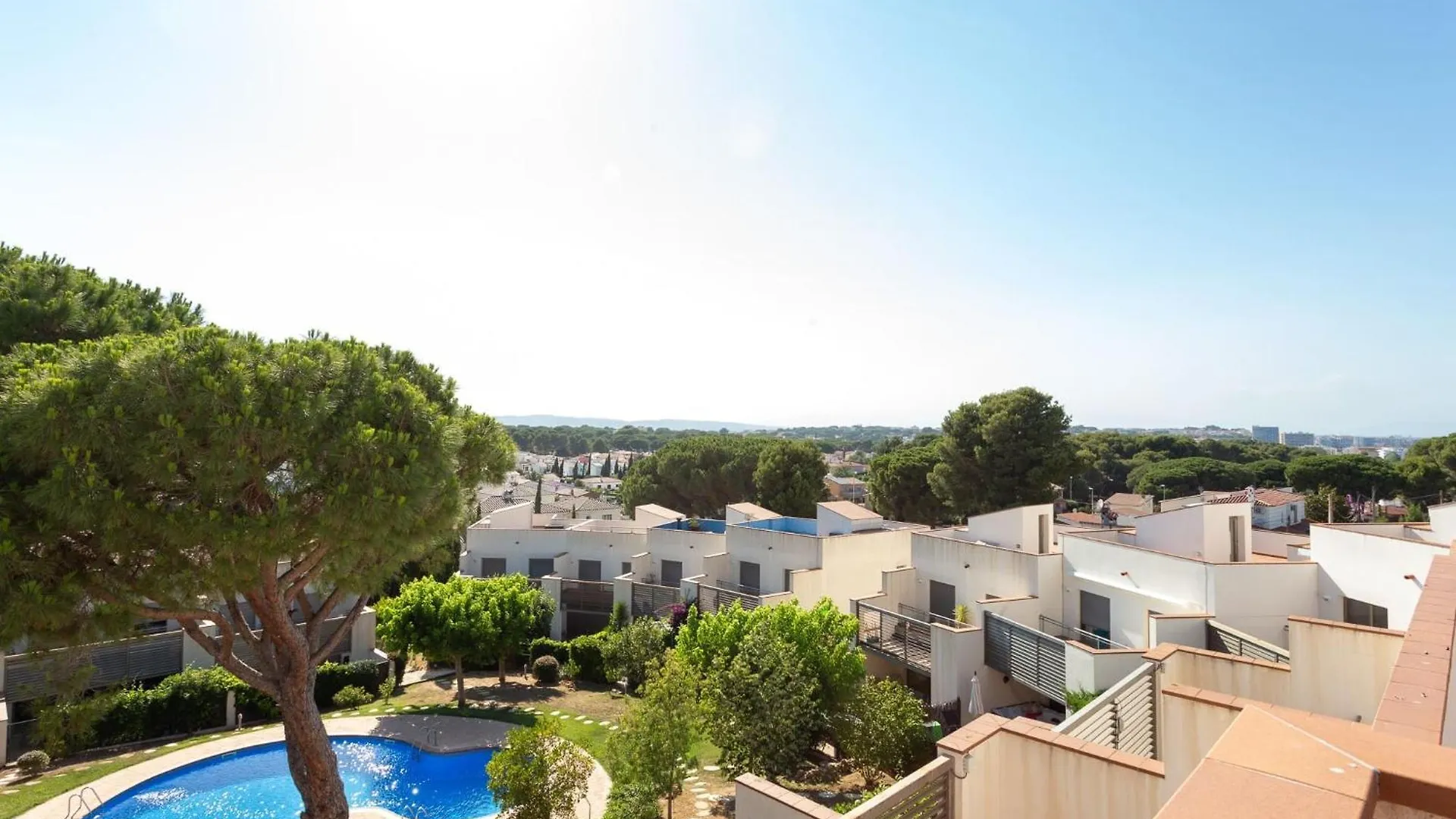 בית נופש הוילה L' Escala Casa Beatriz ספרד